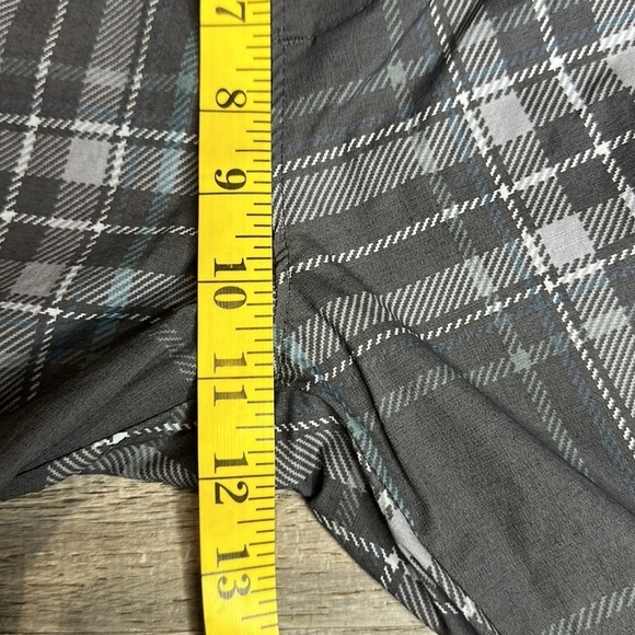 NEW PacSun Men’s Grey Plaided Nylon Cargo Pants Sz Small - Picture 11 of 13